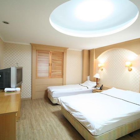 Hotel Cellosharp Bucheon Habitación foto